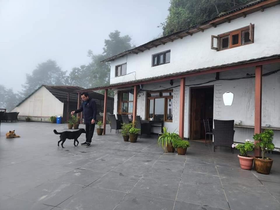 埃弗勒斯峰曼拉度假村 纳加阔特 外观 照片